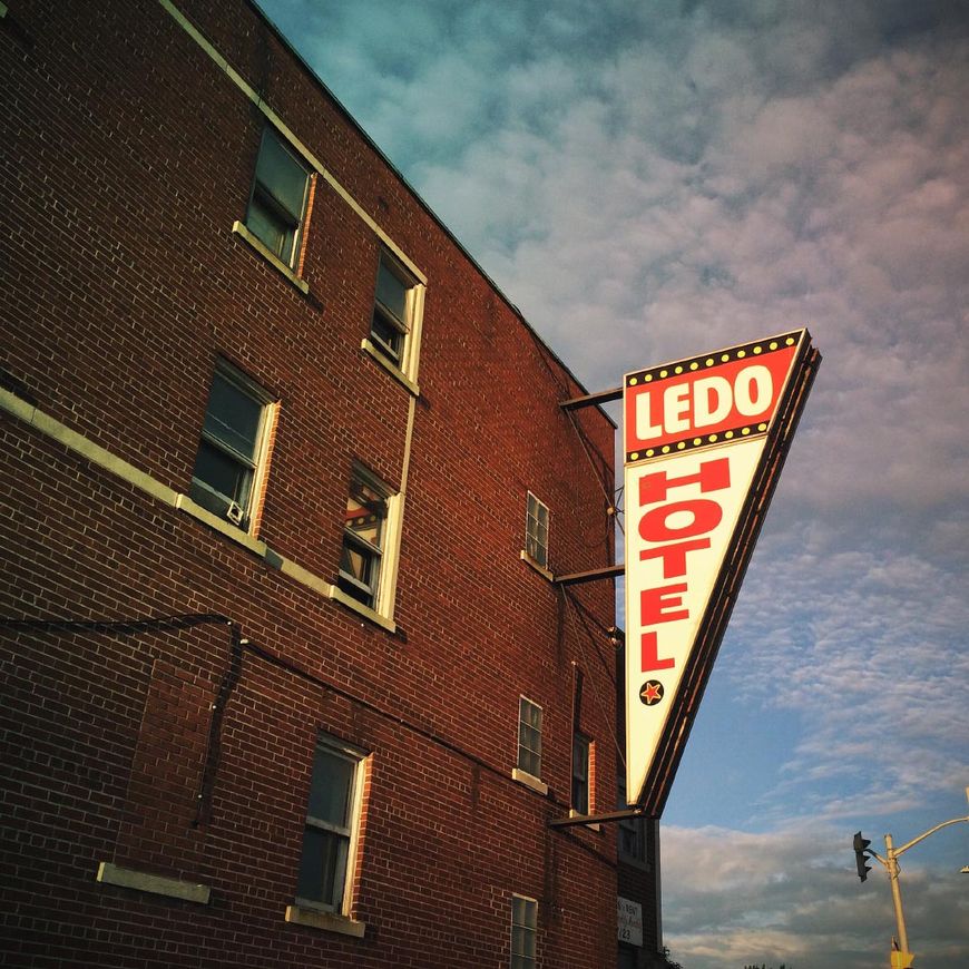 IMAGE: Jay Bond Photo 02